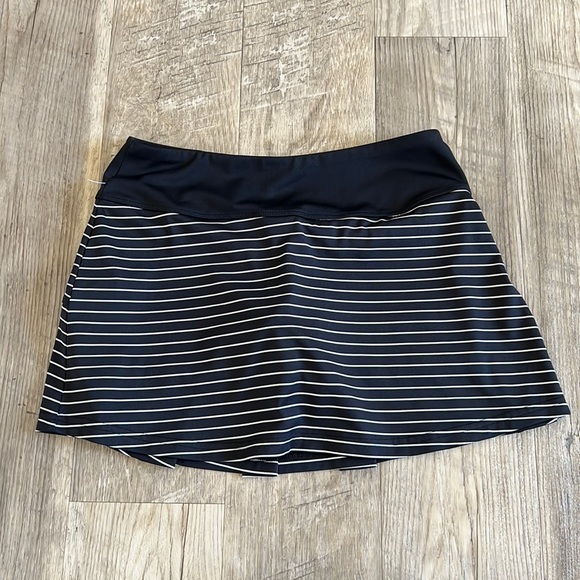 Short Taille Mi-haute Avec Sous-short Intégré Femme Nike AeroSwift Dri Fit Ad 8 Cm Black White